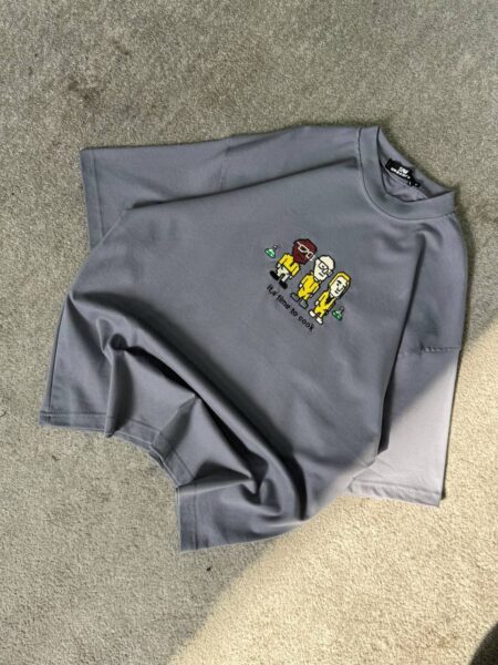 تیشرت گلدوزی