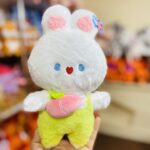 عروسک خرگوش کیف توت فرنگی