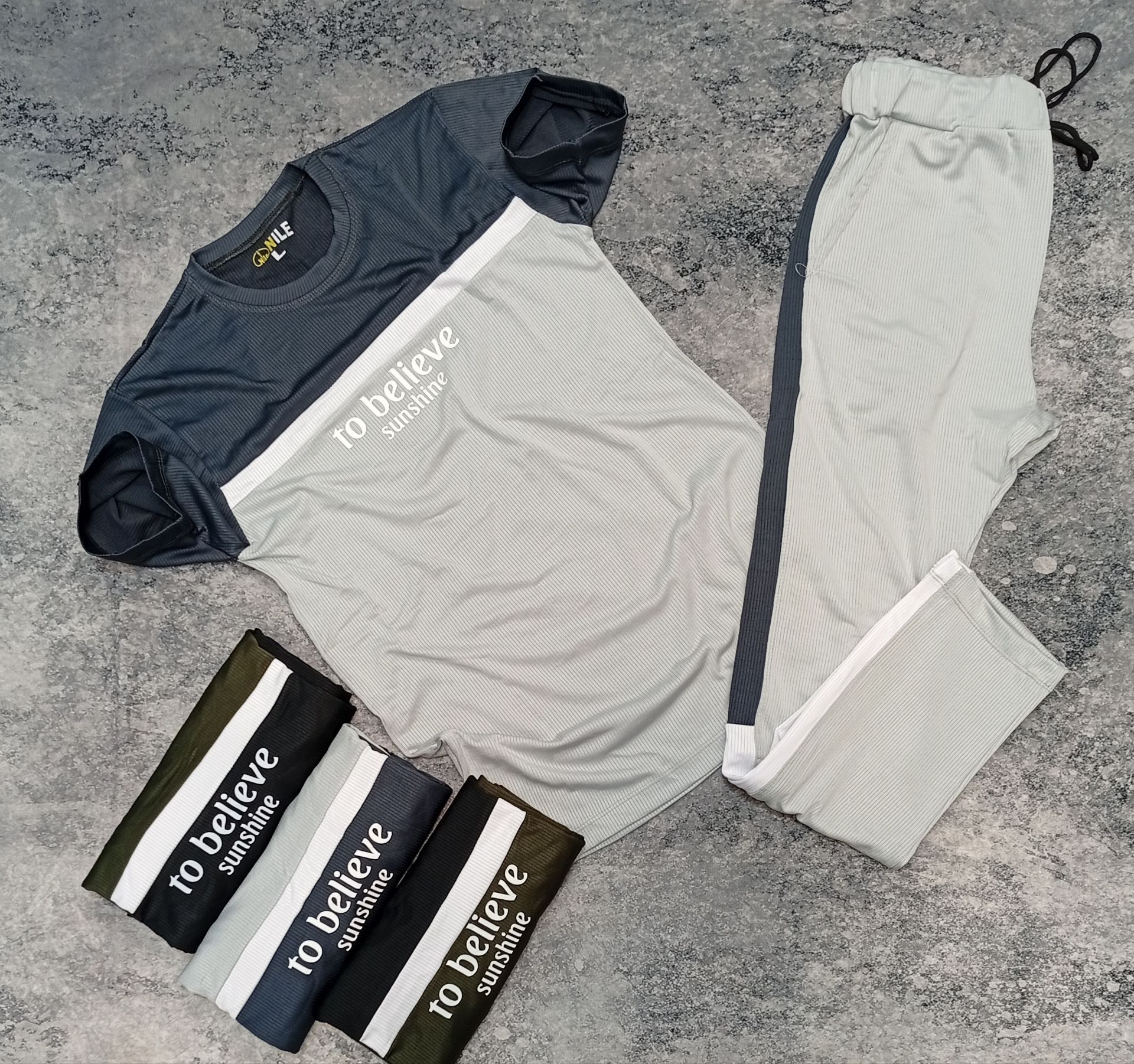 ست تیشرت و شلوار راحتی