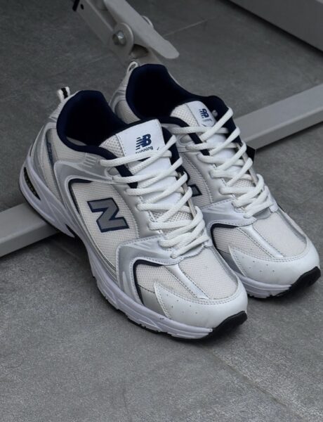 کتونی مدل نیوبالانس ۵٣٠