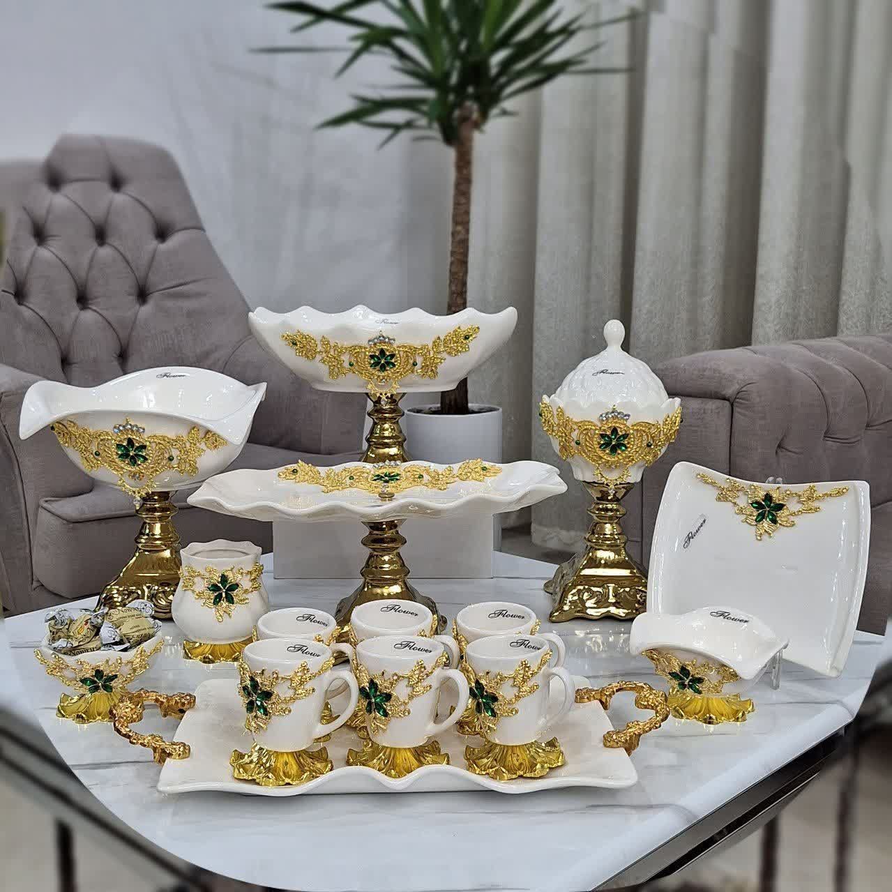 ظروف ۴ تیکه چینی پذیرایی