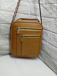 کیف دوشی مردانه