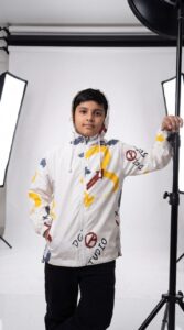 سویشرت پاییزه ضدآب طرح studio
