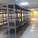 قفسه پیچ و مهره قدیمی