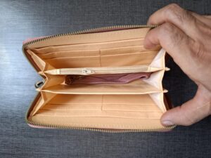کیف پول زنانه